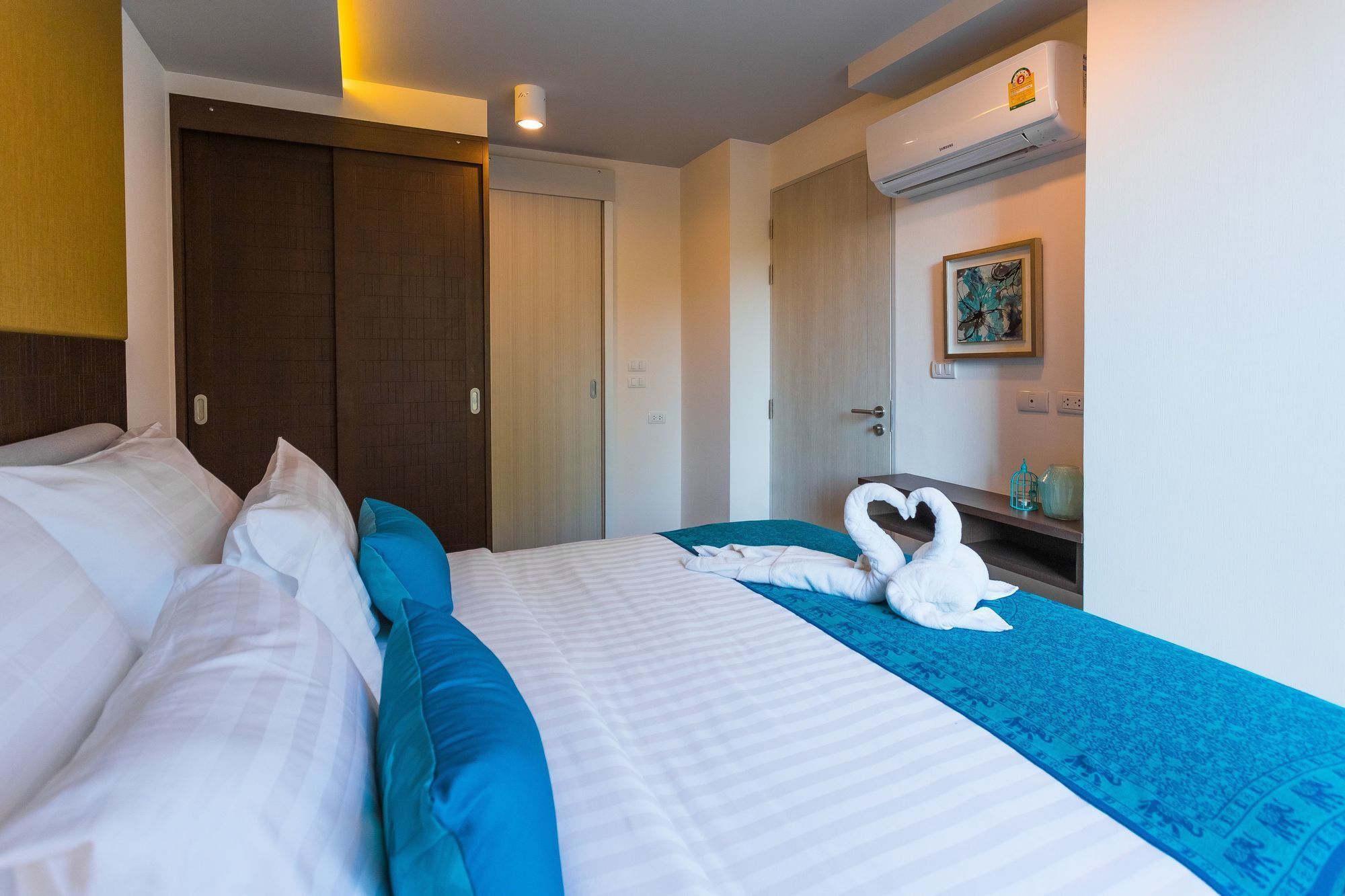 The Aristo By Holy Cow 201 Apartment Phuket Bagian luar foto