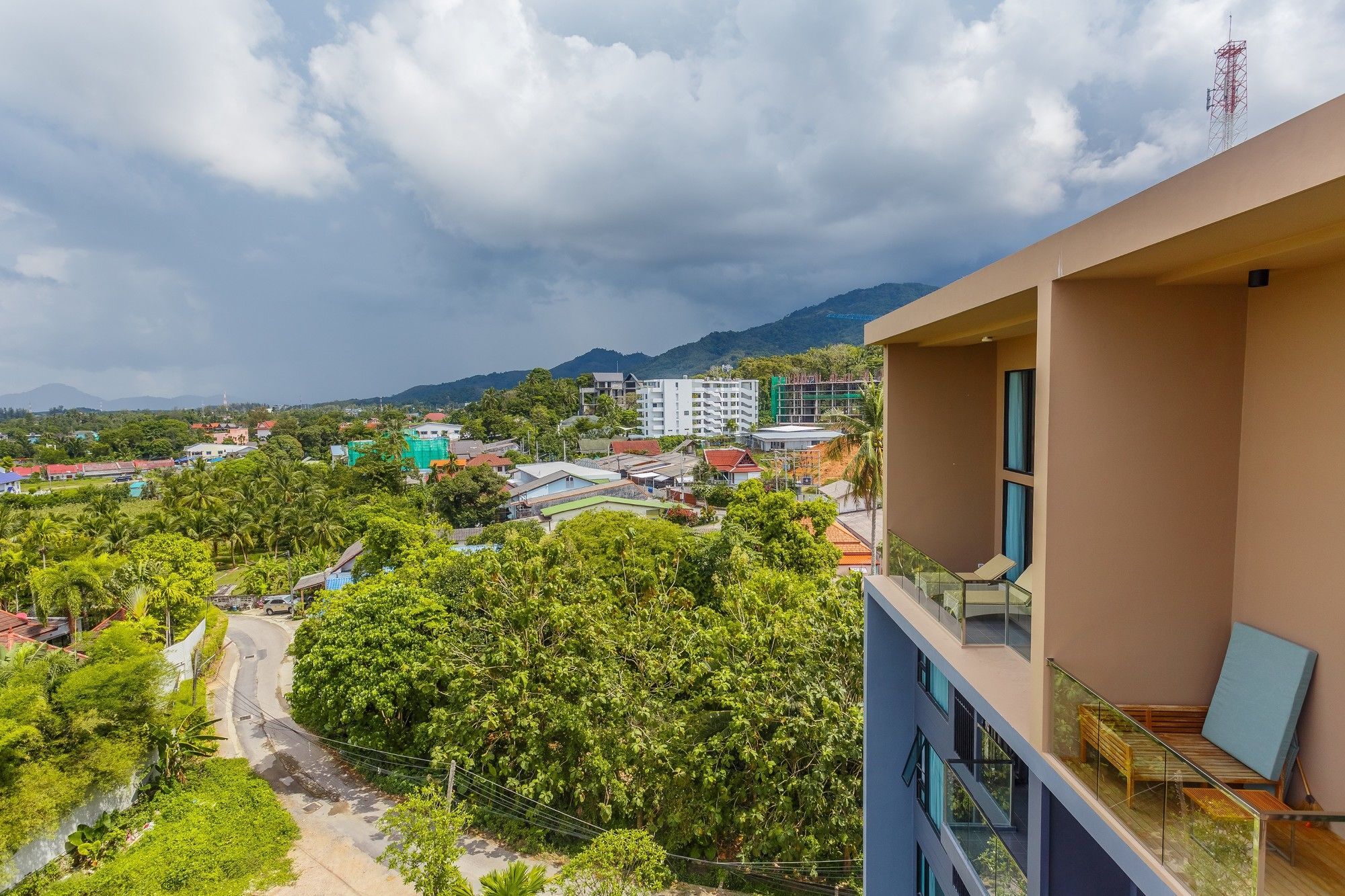 The Aristo By Holy Cow 201 Apartment Phuket Bagian luar foto